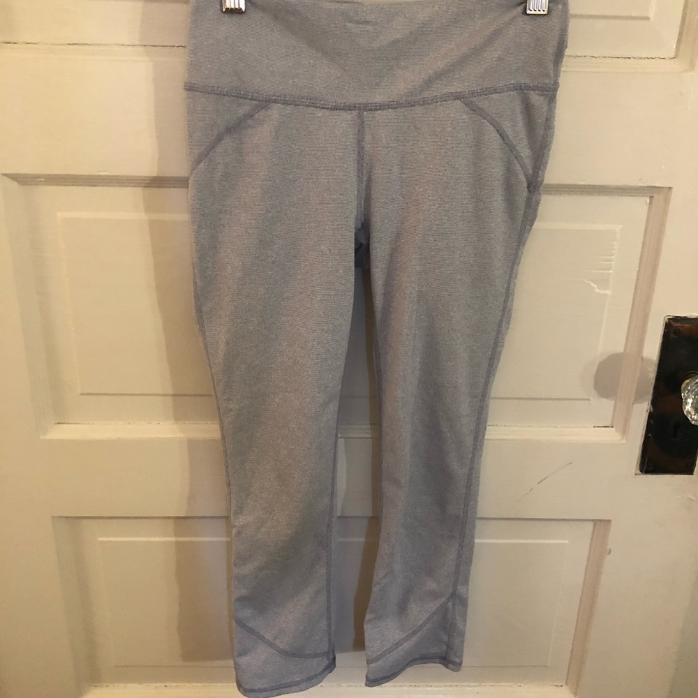 Fabletics Cropped Leggings